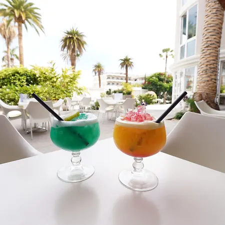 Rf San Borondon Hotel