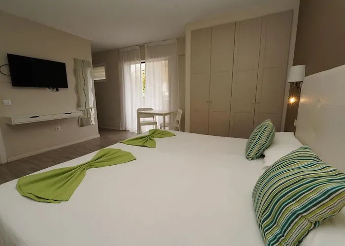 Rf San Borondon Hotel