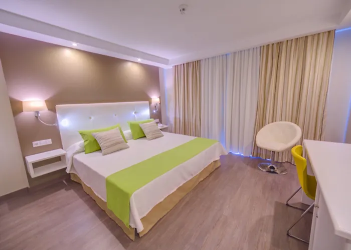 Hotel Rf San Borondon 3*