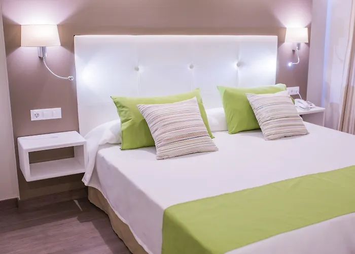 Rf San Borondon Hotel