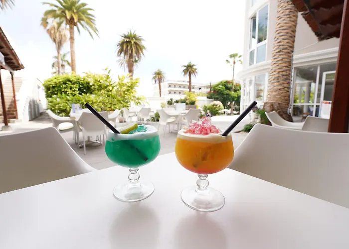 Rf San Borondon Hotel