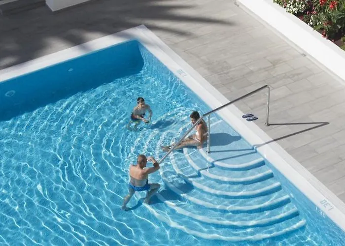 Rf San Borondon Hotel